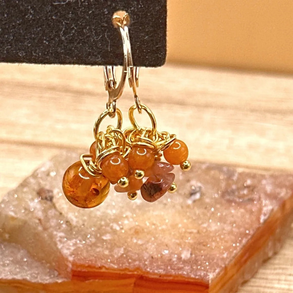 Baltic Amber and Carnelian confetti gold dangle cluster chandelier earrings - Picture 1 of 5